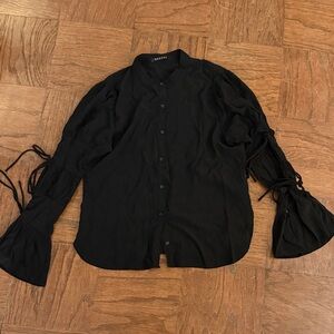 Decker Women’s Black Casual Button-Down Shirt
